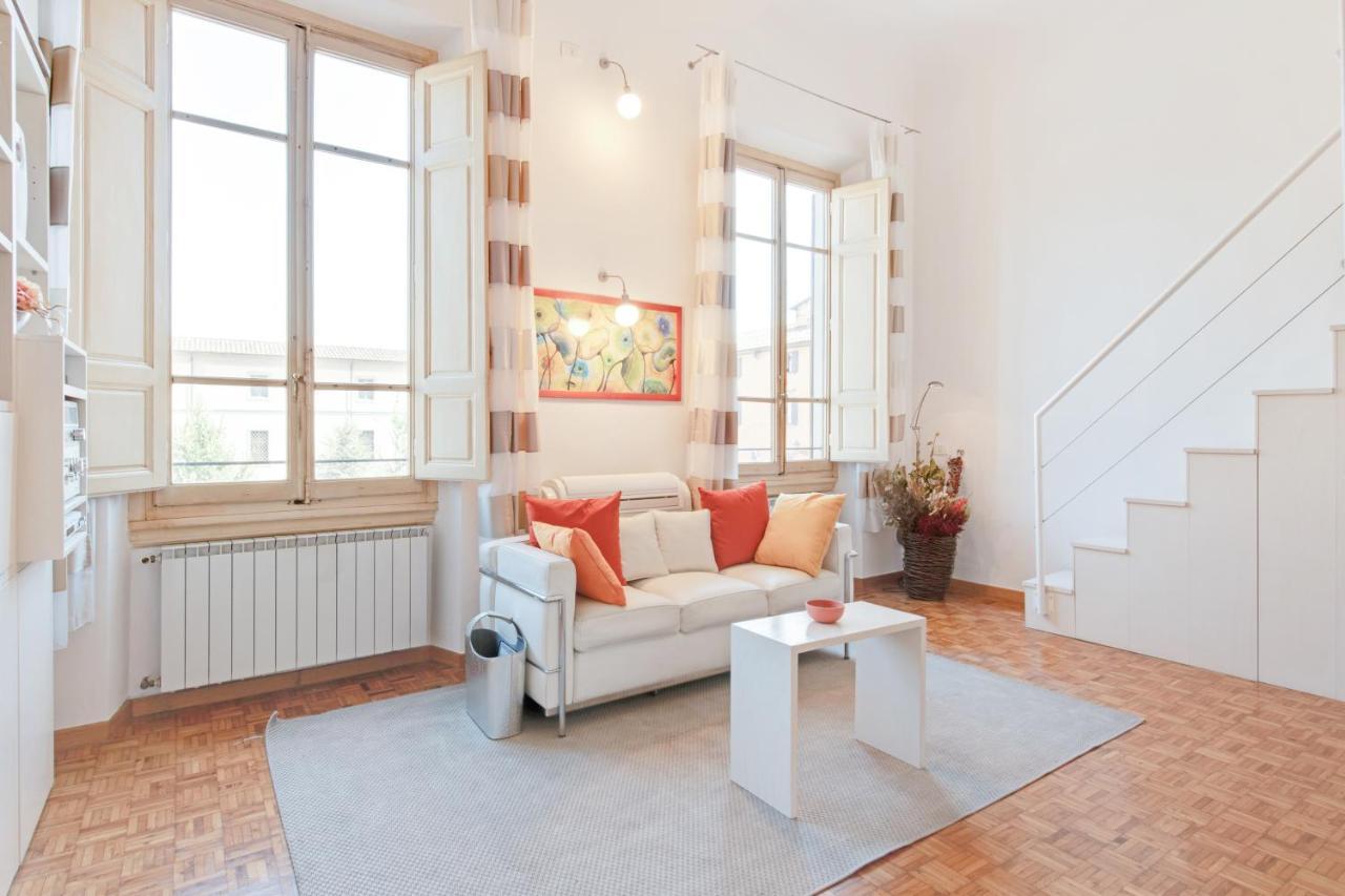 Piazza San Marco Studio Flat Firenze Esterno foto